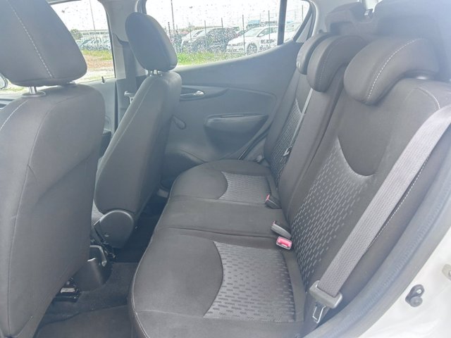 OPEL Karl 1.0 rocks 73cv my19