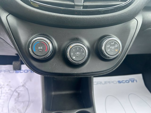 OPEL Karl 1.0 rocks 73cv my19