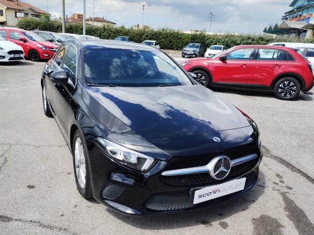 MERCEDES A 180 d sport auto