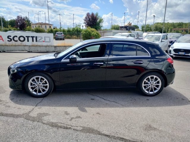 MERCEDES A 180 d sport auto