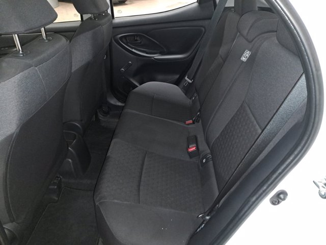 TOYOTA Yaris 1.0 5 porte Active