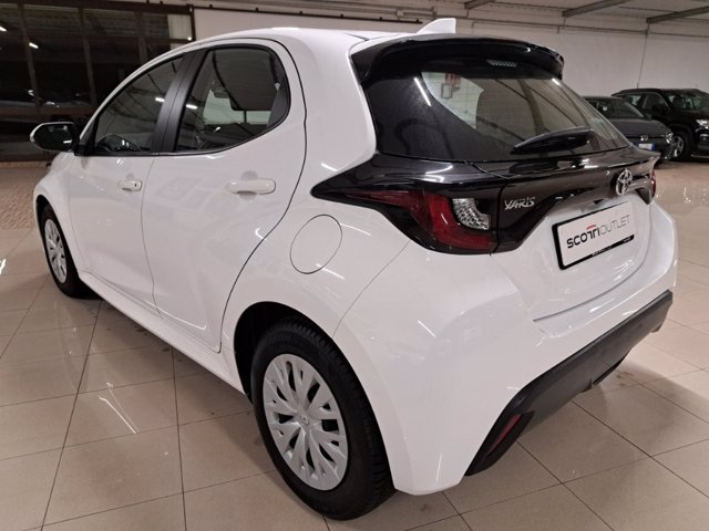 TOYOTA Yaris 1.0 5 porte Active
