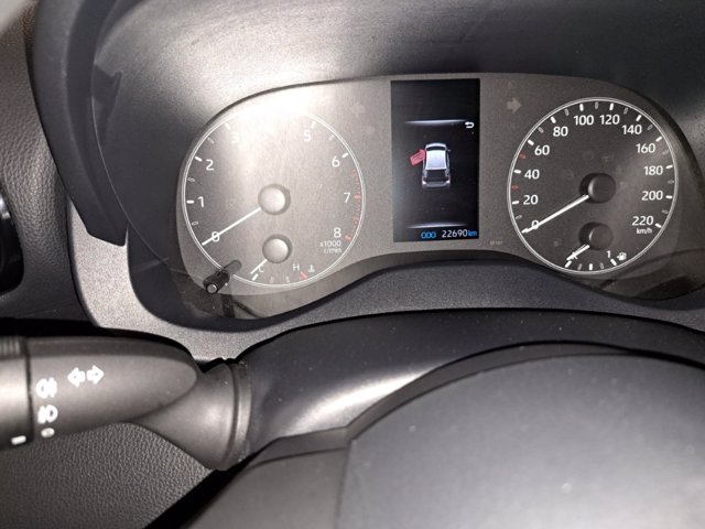 TOYOTA Yaris 1.0 5 porte Active