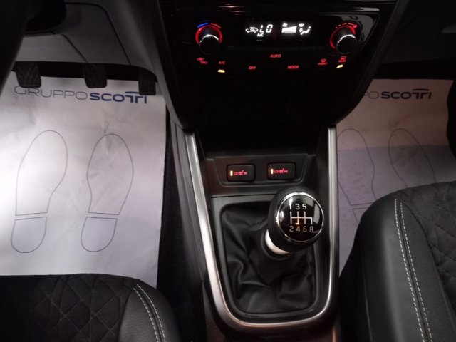 SUZUKI Vitara 1.4h top 2wd