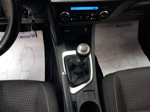 TOYOTA Auris Touring Sports 1.4 D-4D Lounge