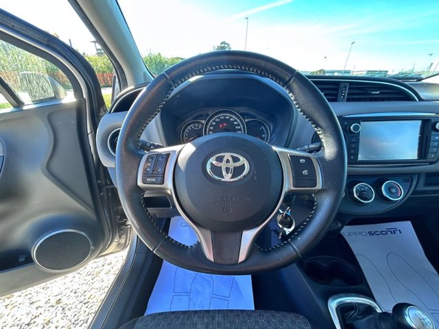 TOYOTA Yaris 5p 1.0 active