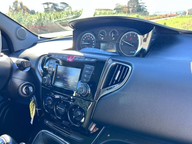 LANCIA Ypsilon 1.2 gold 69cv