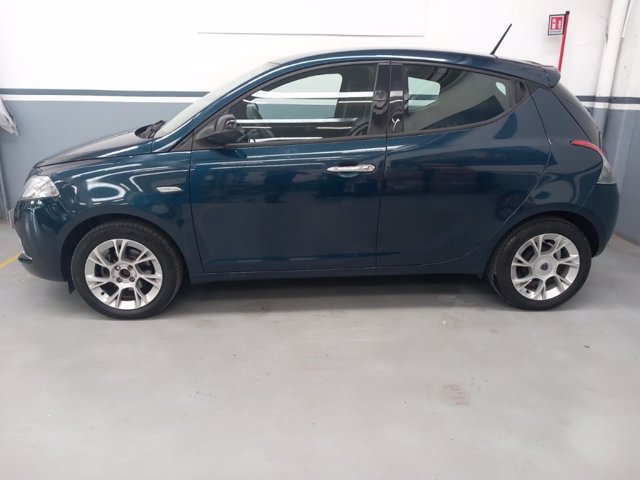 LANCIA Ypsilon 1.2 8v gold s/cl 69cv e6