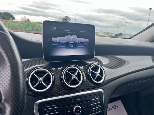 MERCEDES Classe CLA Berlina 200 D Night edition 7G-DCT