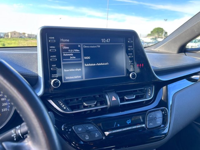 TOYOTA C-HR 1.8 Hybrid E-CVT Trend