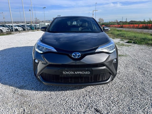 TOYOTA C-HR 1.8 Hybrid E-CVT Trend