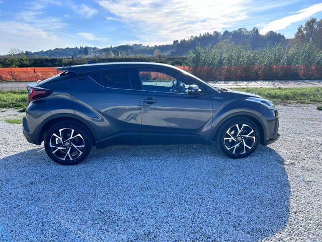 TOYOTA C-HR 1.8 Hybrid E-CVT Trend