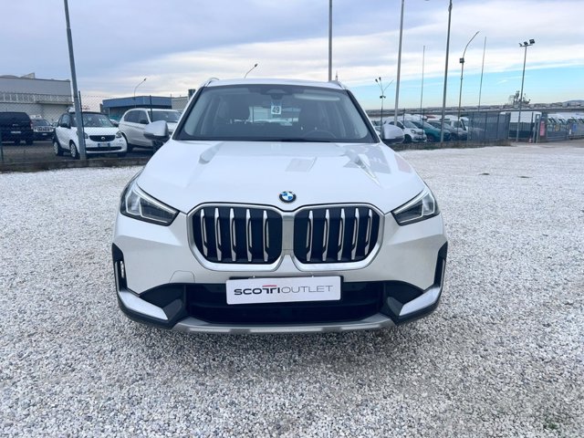 BMW X1 xdrive23d mhev 48v x-line auto