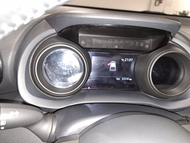 TOYOTA Yaris 1.5h trend