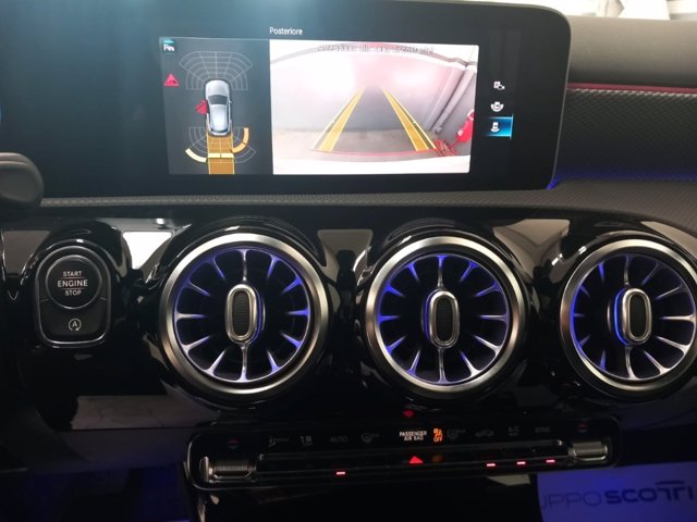 MERCEDES A 180 d sport auto