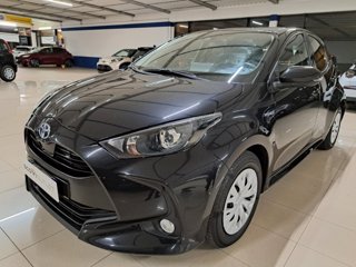 TOYOTA Yaris 1.5h active
