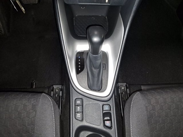 TOYOTA Yaris 1.5h active