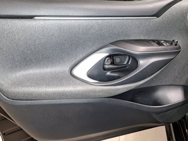 TOYOTA Yaris 1.5h active