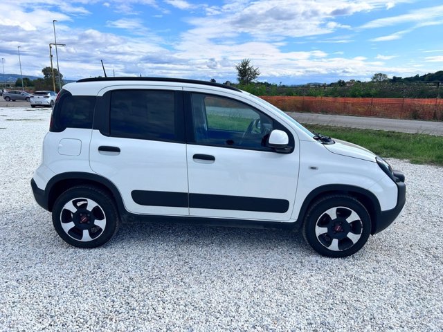 FIAT Panda 1.0 firefly hybrid cross s&s 70cv 5p.ti
