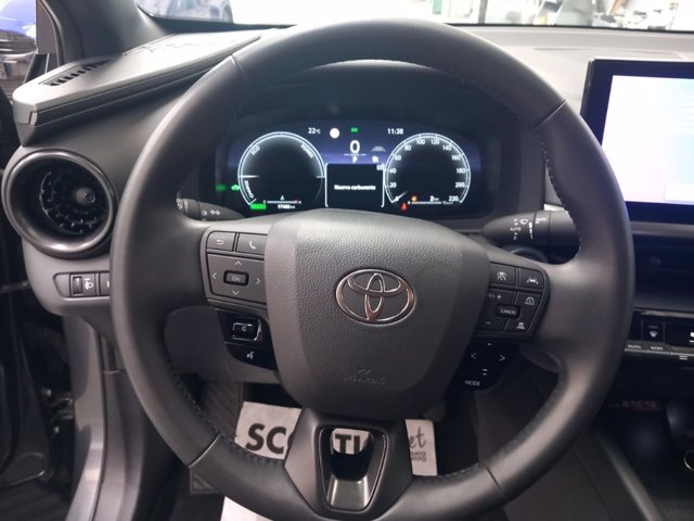 TOYOTA C-HR 1.8 HEV FWD TREND
