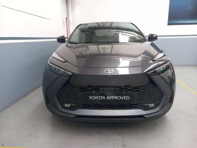 TOYOTA C-HR 1.8 HEV FWD TREND