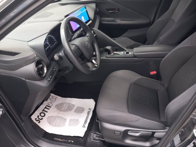TOYOTA C-HR 1.8 HEV FWD TREND