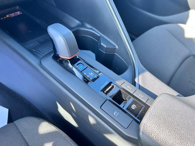 TOYOTA C-HR 1.8 HEV FWD TREND