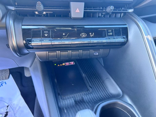 TOYOTA C-HR 1.8 HEV FWD TREND