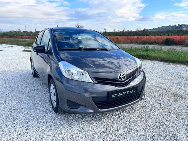 TOYOTA Yaris 1.0 5 porte