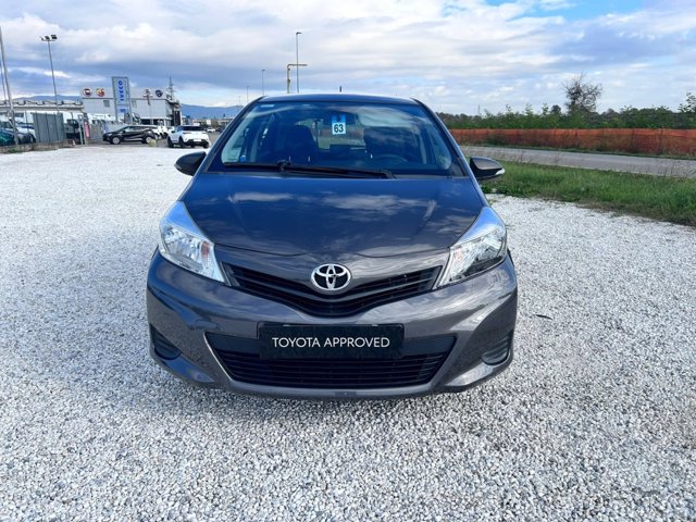TOYOTA Yaris 1.0 5 porte