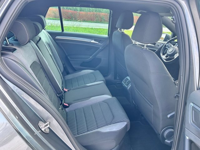 VOLKSWAGEN Golf 5p 1.6 tdi sport 115cv