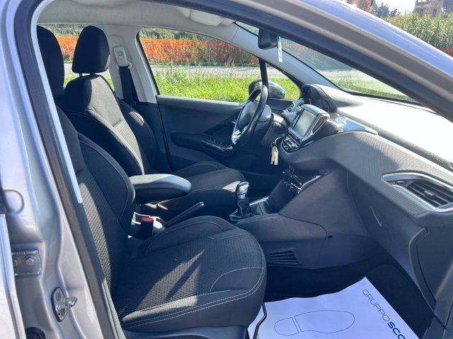 PEUGEOT 208 PureTech 82 5 porte Allure