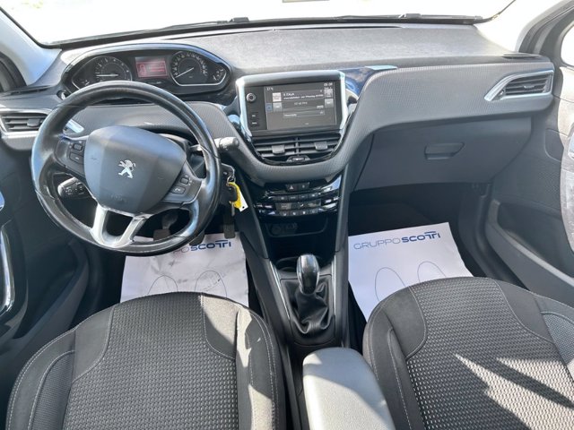 PEUGEOT 208 PureTech 82 5 porte Allure
