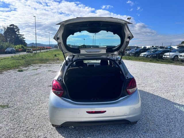 PEUGEOT 208 PureTech 82 5 porte Allure