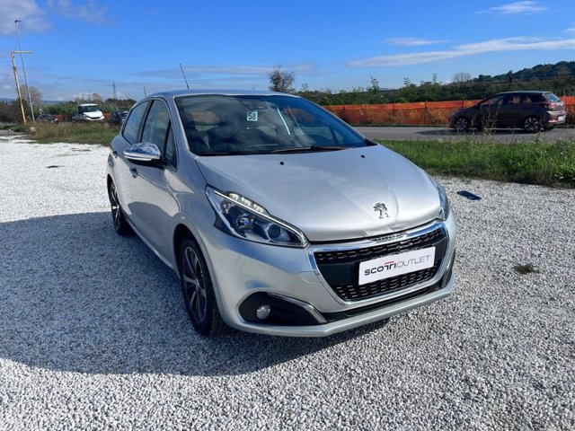 PEUGEOT 208 PureTech 82 5 porte Allure
