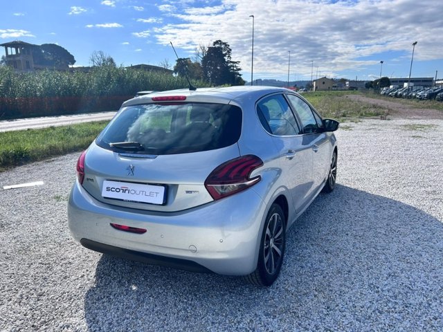 PEUGEOT 208 PureTech 82 5 porte Allure