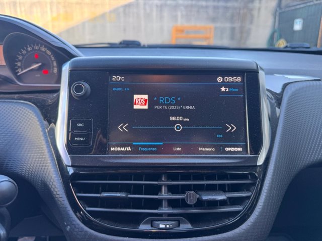 PEUGEOT 2008 1.6 bluehdi active 75cv