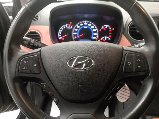 HYUNDAI i10 1.0 Sound Edition Auto