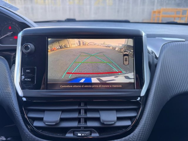 PEUGEOT 2008 PureTech 82 S&S Style