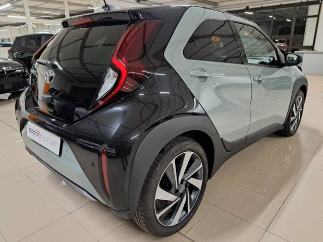 TOYOTA Aygo x 1.0 lounge 72cv s-cvt