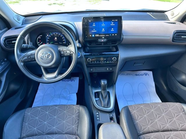 TOYOTA Yaris cross 1.5h lounge fwd 116cv e-cvt