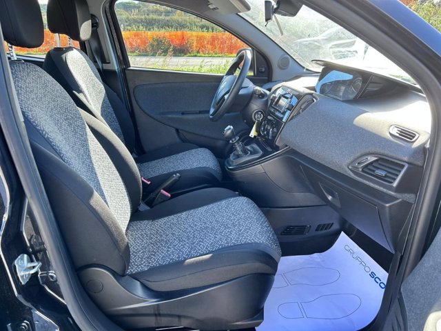 LANCIA Ypsilon 1.0 firefly hybrid silver s&s 70cv