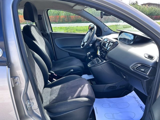 LANCIA Ypsilon 1.2 8v silver ecochic gpl 69cv