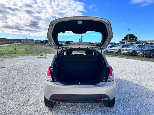 LANCIA Ypsilon 1.2 8v silver ecochic gpl 69cv