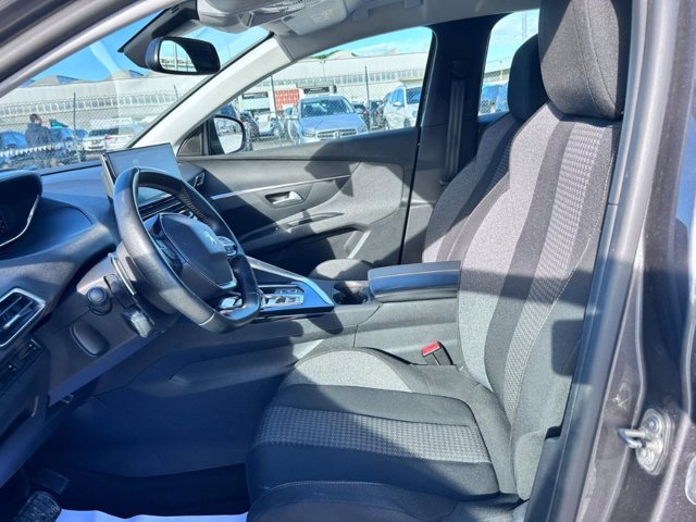 PEUGEOT 3008 1.5 bluehdi active business s&s 130cv eat8