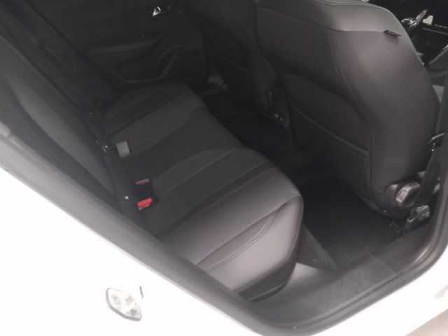 PEUGEOT 2008 1.5 bluehdi allure s&s 110cv