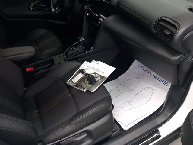 TOYOTA Yaris cross 1.5h adventure fwd 116cv e-cvt