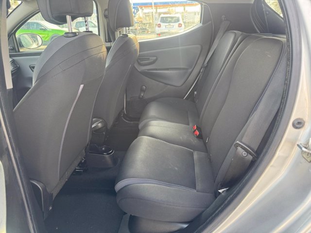 LANCIA Ypsilon 1.2 silver 69cv