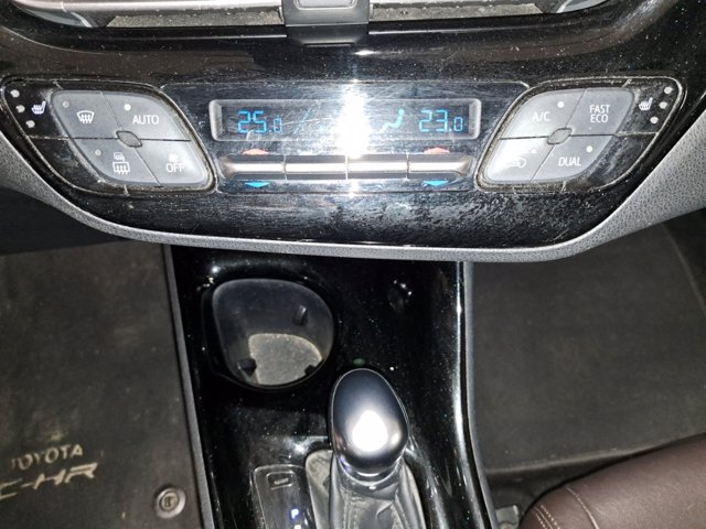 TOYOTA C-hr 1.8h lounge 2wd e-cvt