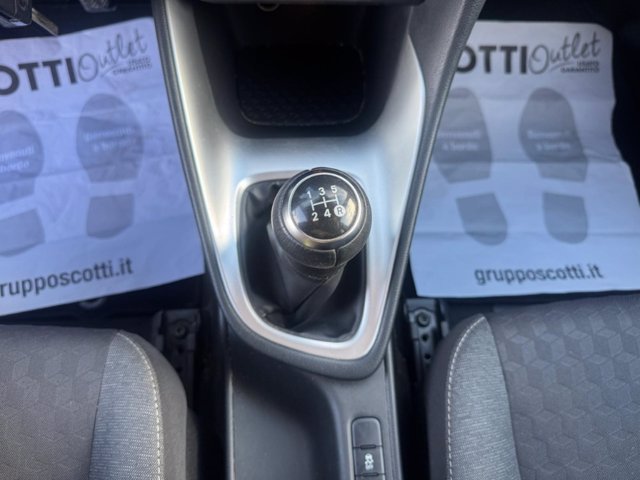 TOYOTA Yaris 1.0 trend